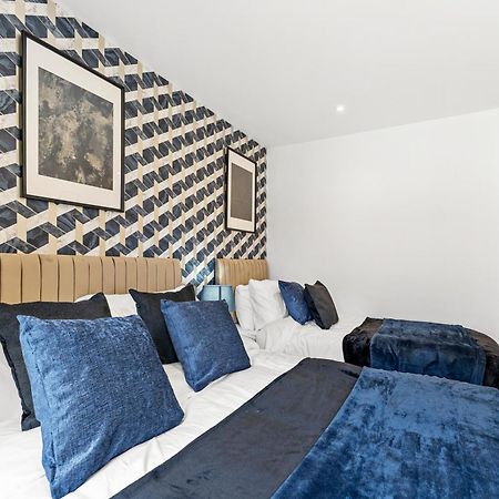 Stylish Large Leeds Apartment - Parking Екстериор снимка