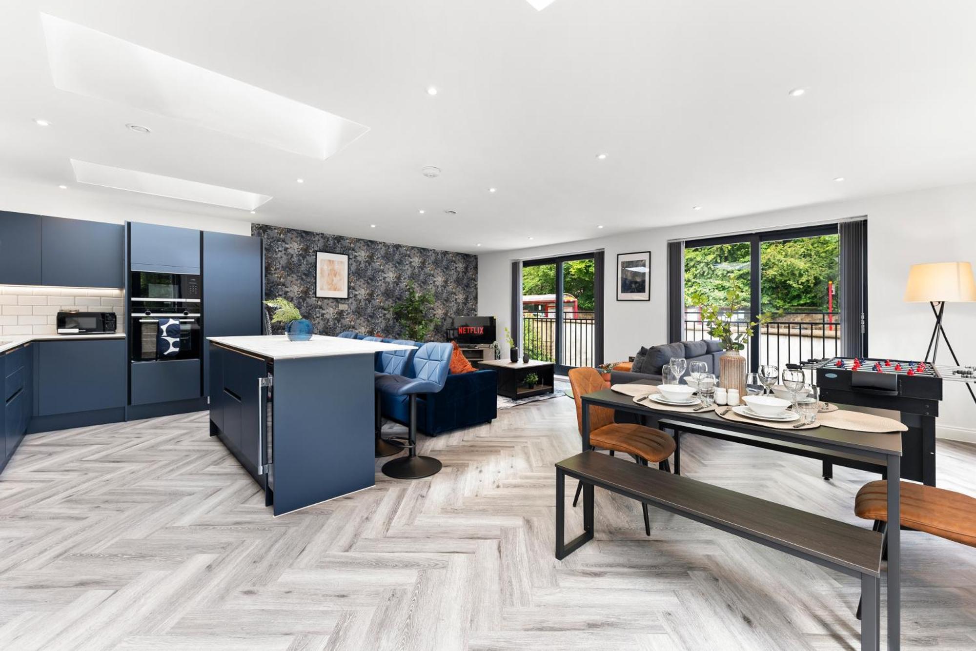 Stylish Large Leeds Apartment - Parking Екстериор снимка