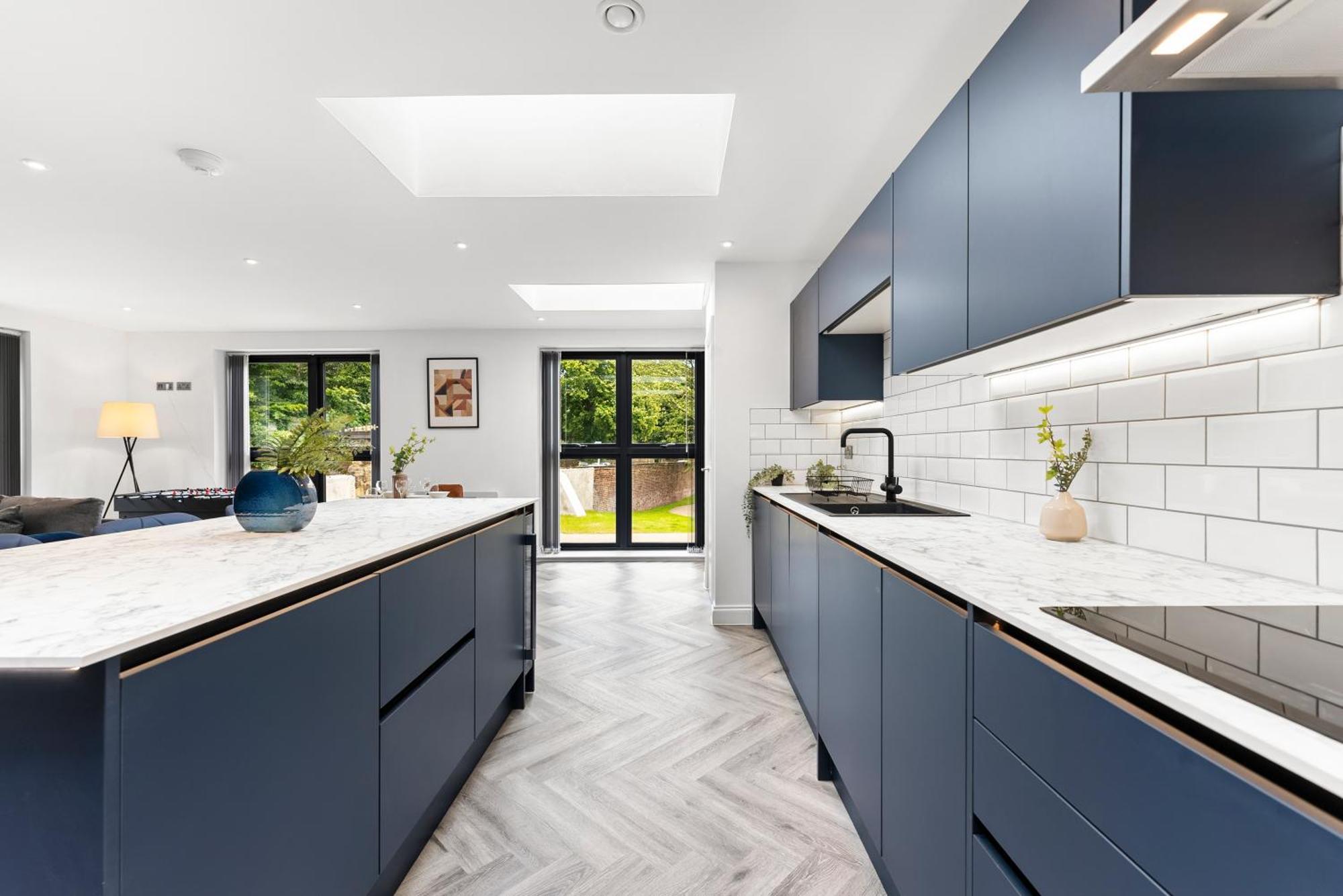 Stylish Large Leeds Apartment - Parking Екстериор снимка